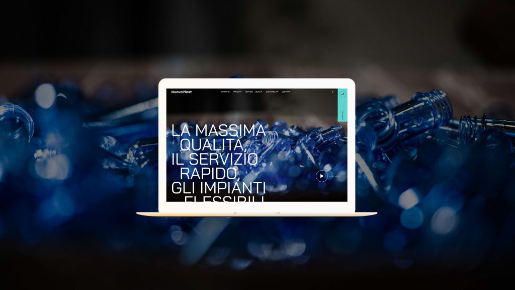 Mock up sito internet Nuovaplast